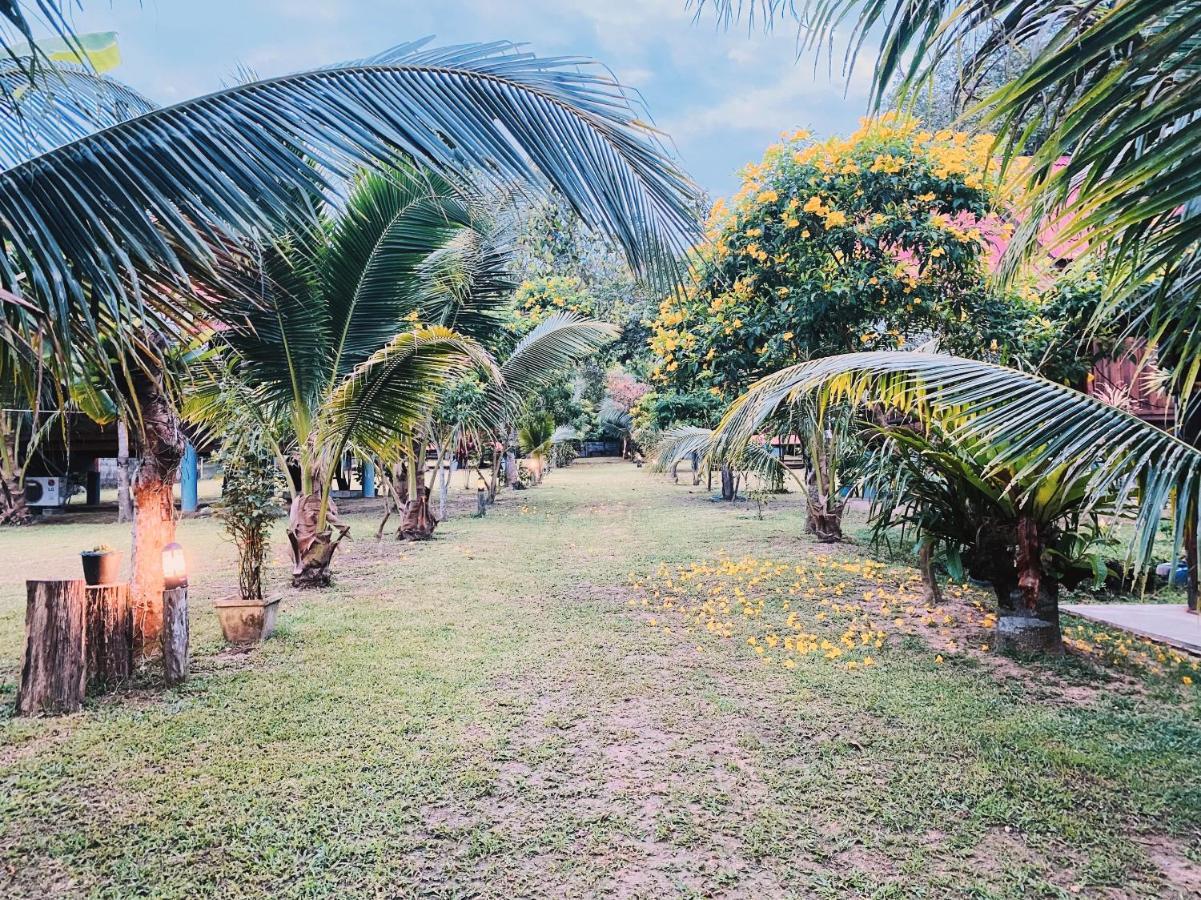 Nadia Resort Kohjum Koh Jum Exteriör bild