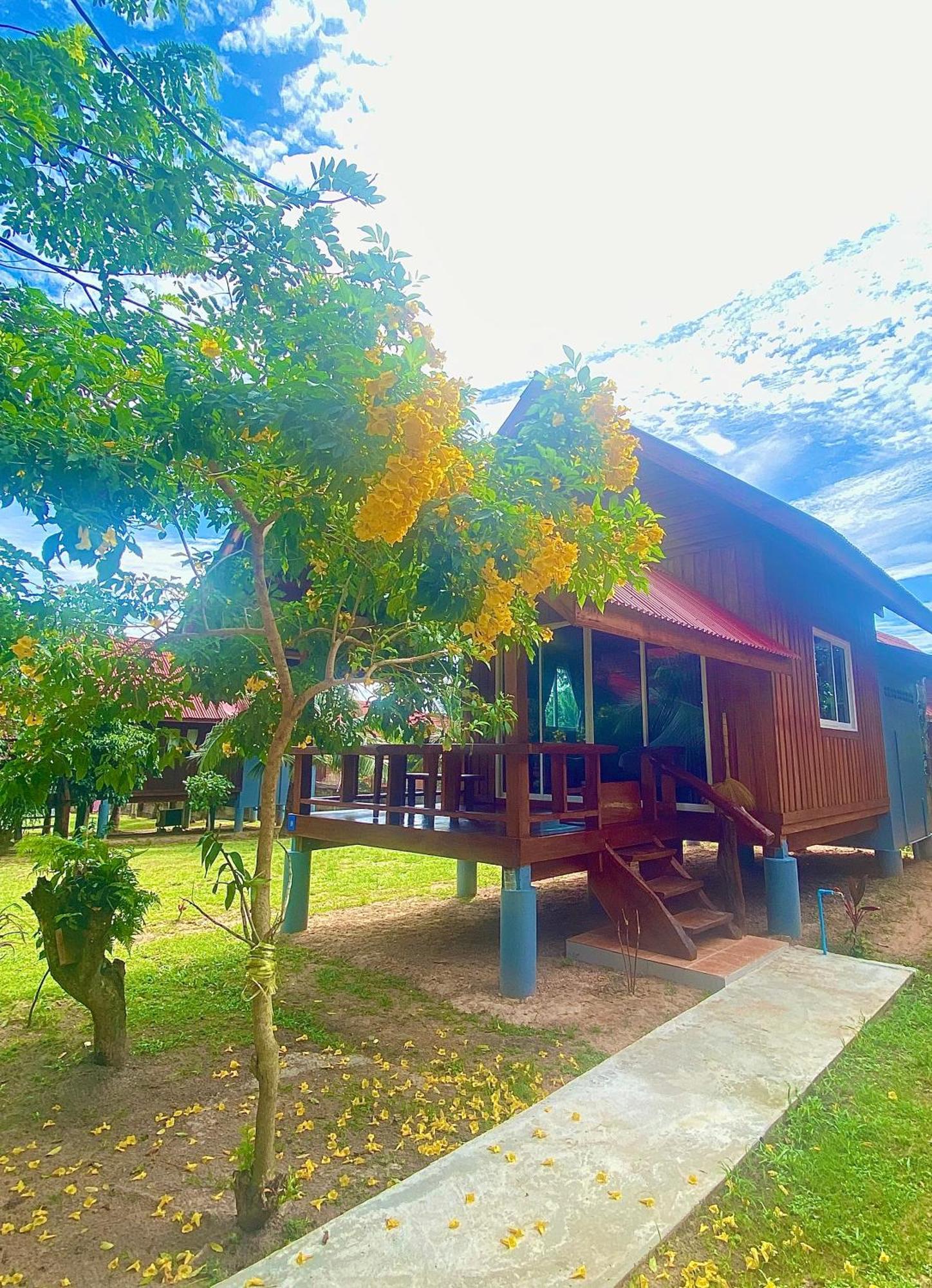 Nadia Resort Kohjum Koh Jum Exteriör bild